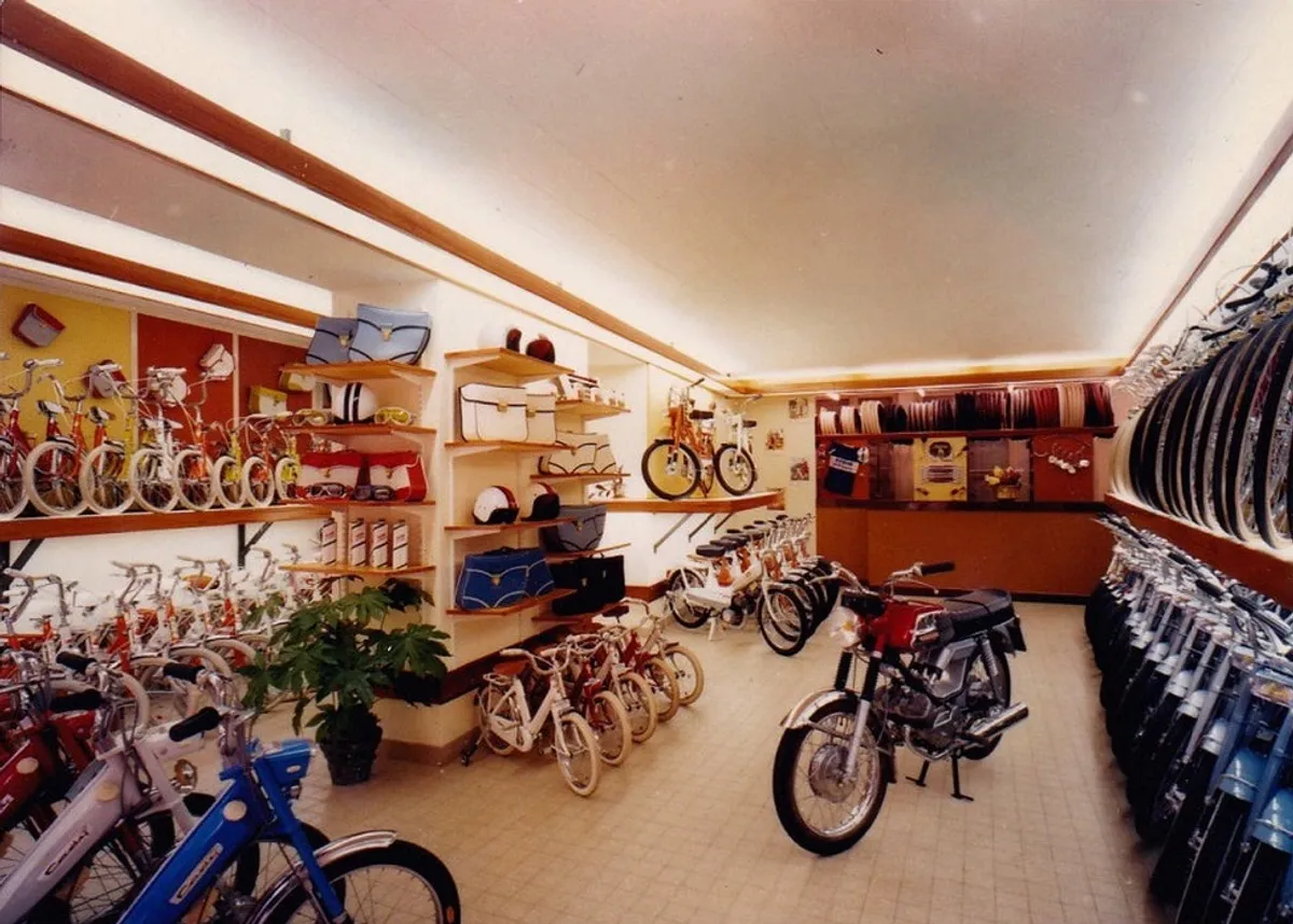 Boutiques de cycles et motocycles d'antan
