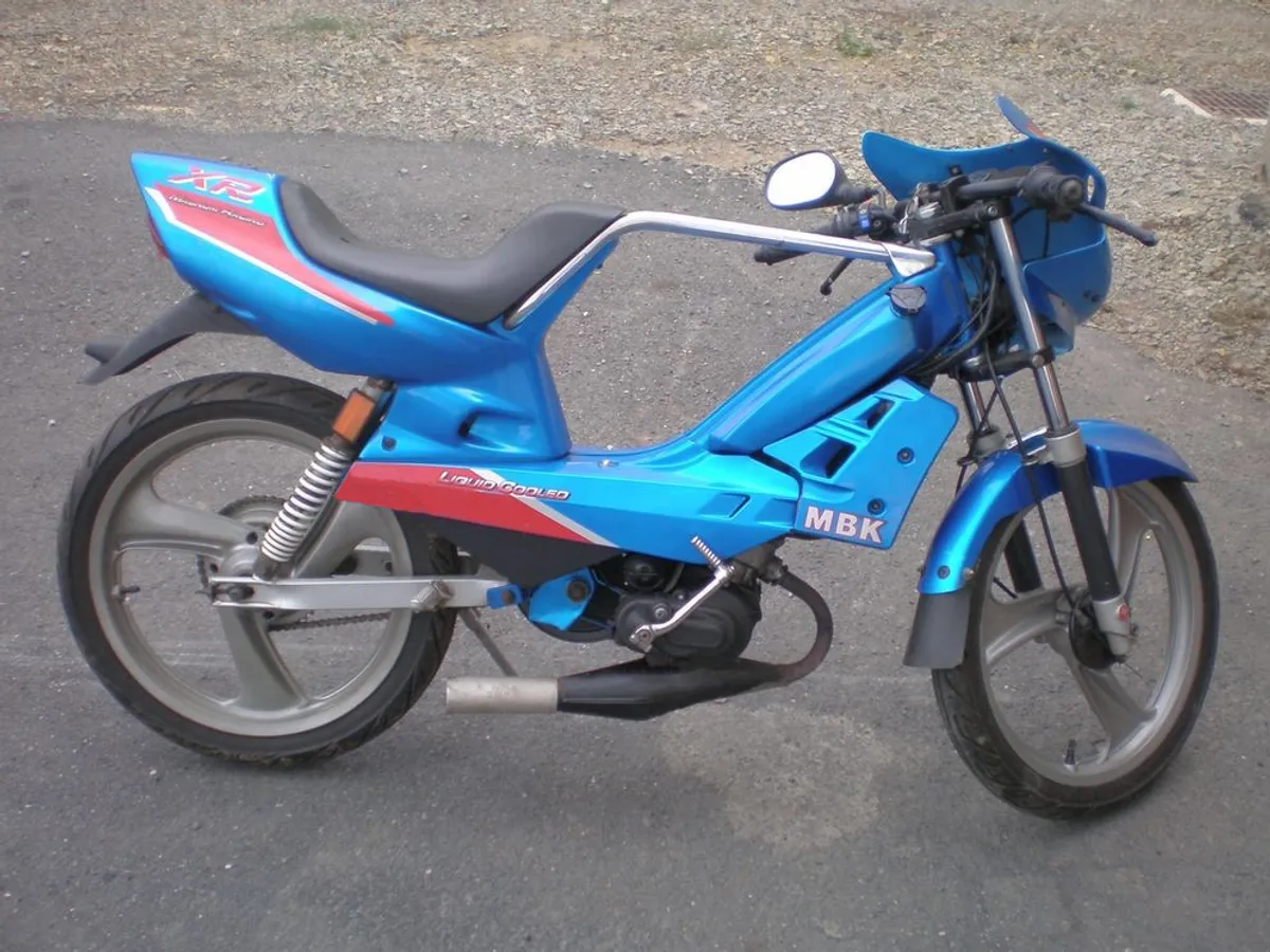 MBK Magnum Racing : le cyclo 100 % sport