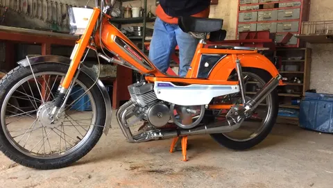 Motobécane 50V bi-cylindre Airsal 70 cc