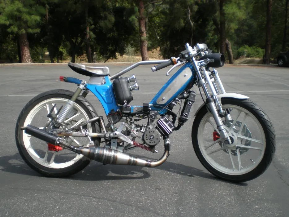 Peugeot 103 Streetfighter