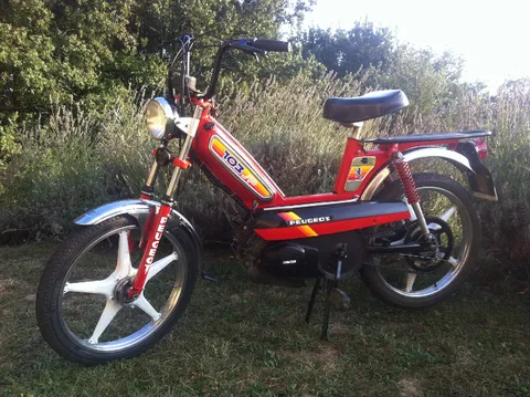 Peugeot 103 SP : toutes les versions de cette mobylette mythique