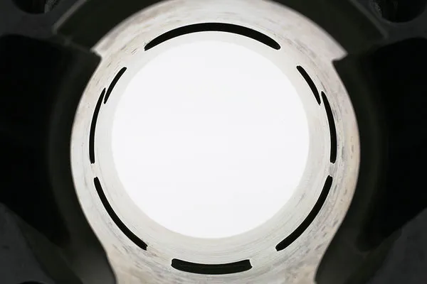 5 transferts et 1 lumière d’échappement à boosters